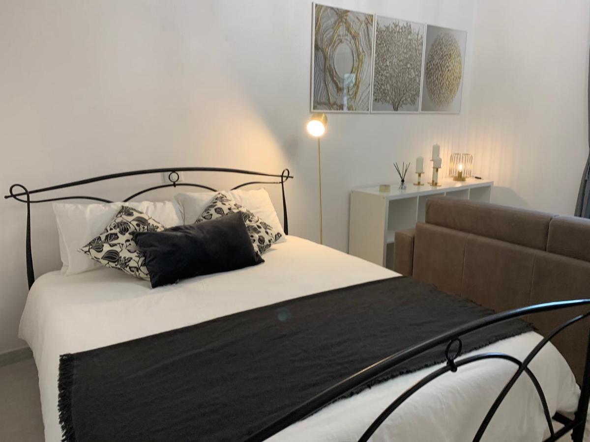 Luxury Apartment In Rome Countryside - Francigena Campagnano Di Roma Bagian luar foto